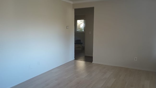 Photo - 1120 8th Ave NE