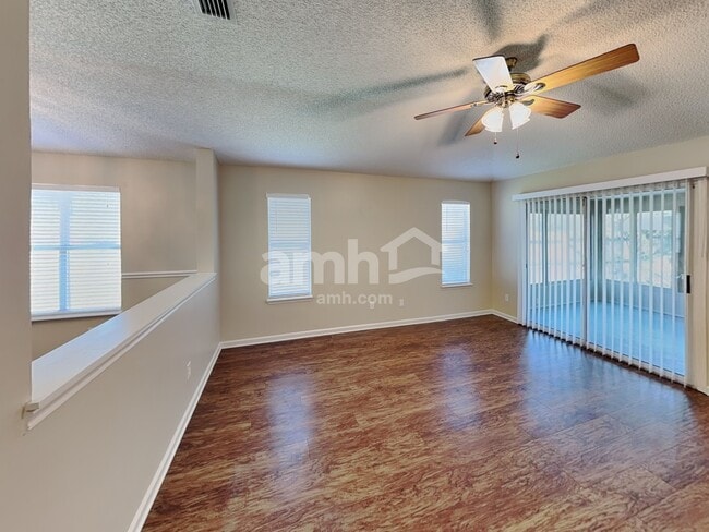 Photo - 1127 Hidden Cove Cir S