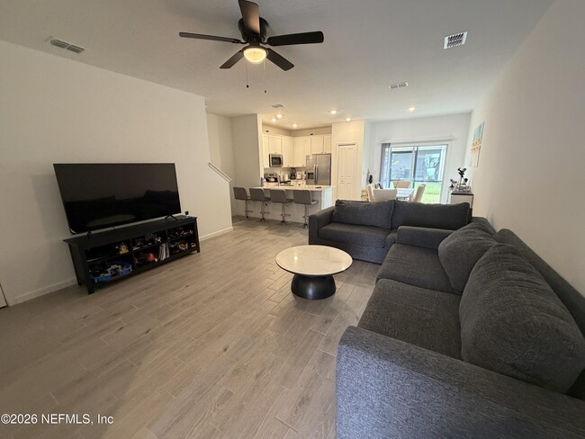 3982 Ornamental Ln