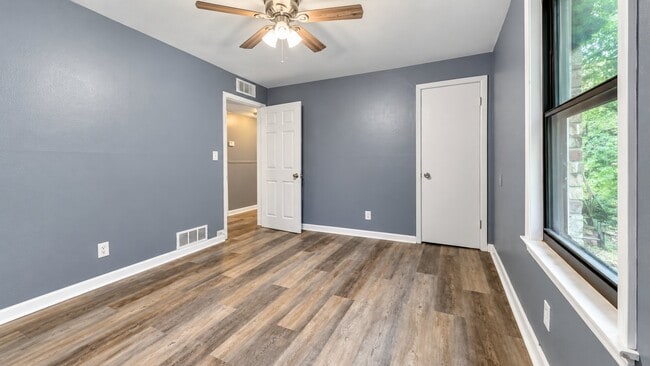 564 Evergreen Terrace Unit 1