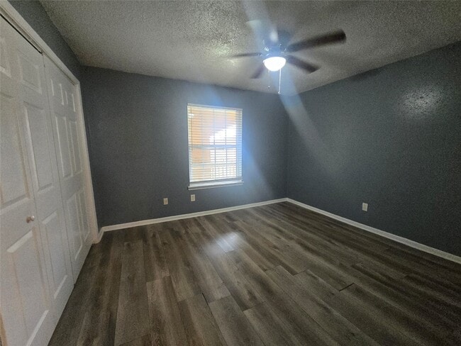 Photo - 2311 71st St Unidad 207