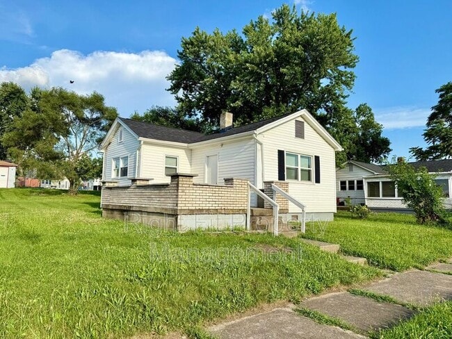 Photo - 1211 Lind St