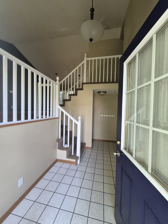 Photo - 3128 Sheridan Rd Unidad 2nd front bedroom