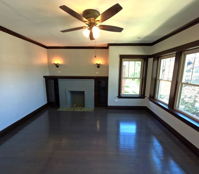 Photo - 627 Elgin Ave Unit 627-2