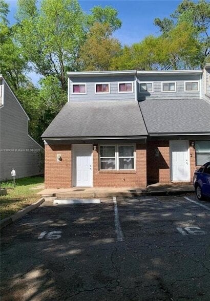 Building Photo - 2100 Continental Ave