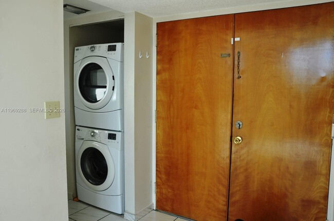 Photo - 11750 SW 18th St Unit 501-1