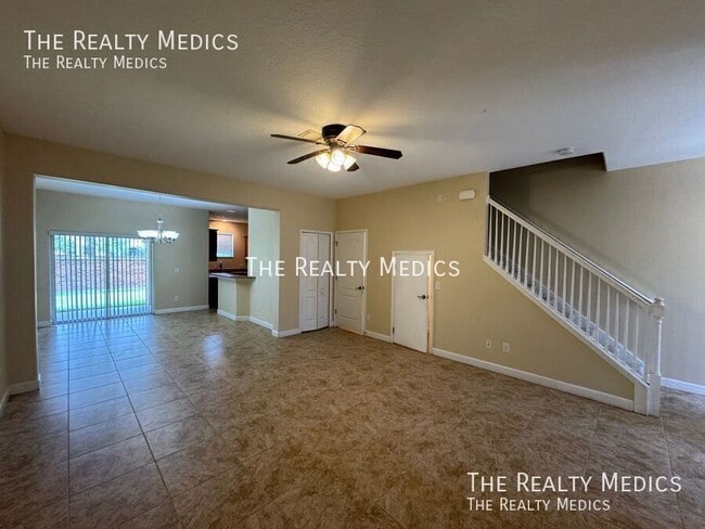 Photo - 2832 Adelaide Ct