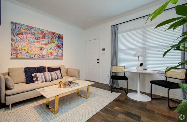 Building Photo - 207 W 26th St Rental
