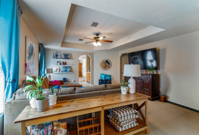 Photo - 24027 Kingbriar Dr