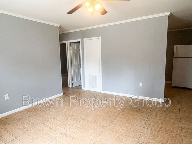 Photo - 501 Weaver St Unit 1