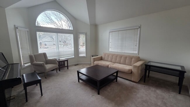 Photo - 7 bedroom 5 Bath Home In Desirable Boulder Location - Partially Furnished - 6 Month Lease Only