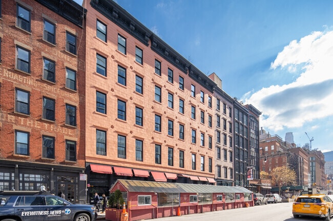 Photo - 15 Hubert St