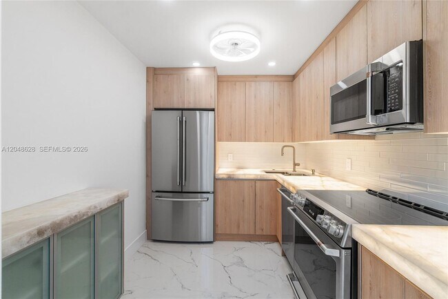 Photo - 4505 S Ocean Blvd Unidad 703