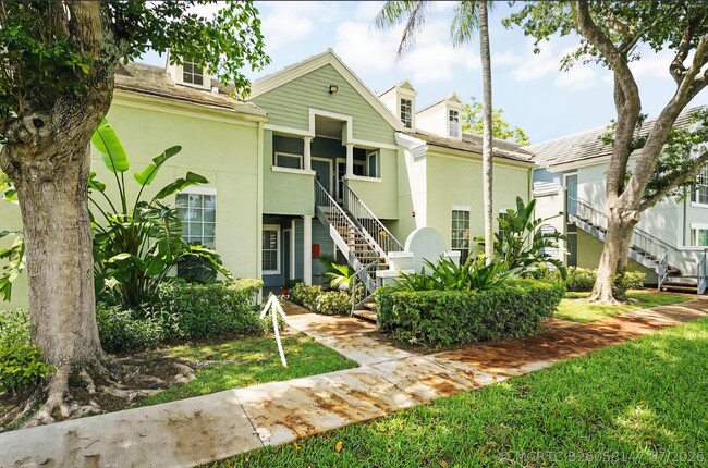 Photo - 1050 Crystal Way Unit K