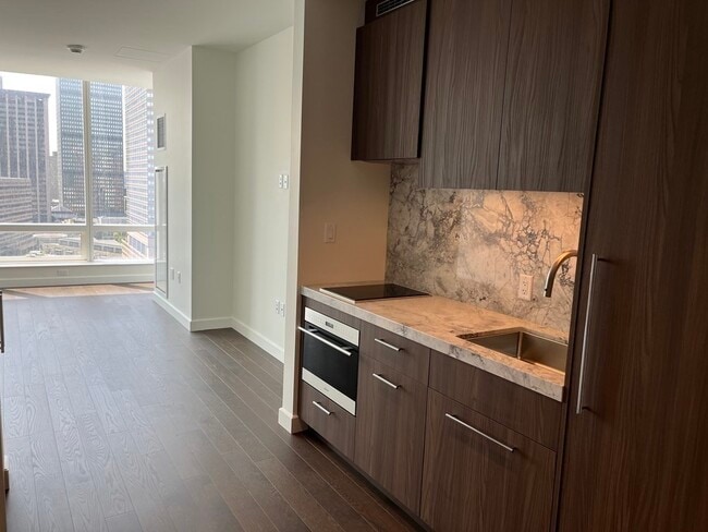 Photo - 436 Stuart St Unit 1612