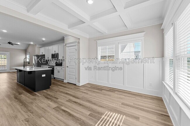 Photo - 2124 Denmark Ave SE