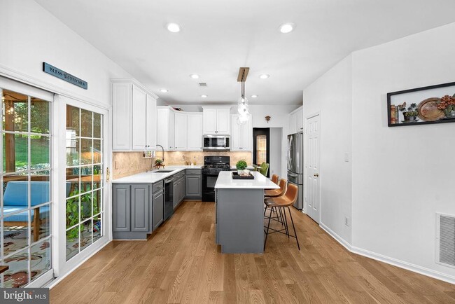 Building Photo - 46366 Hampshire Station Dr Rental