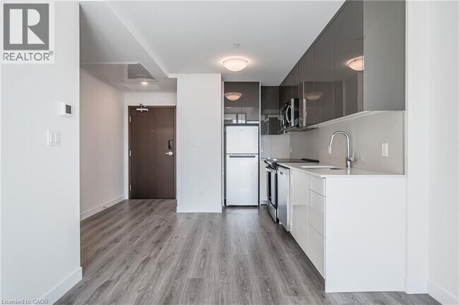 Photo - 60 Frederick St Unit 912