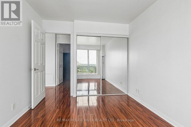 Photo - 1 Lee Centre Dr Unit 2301