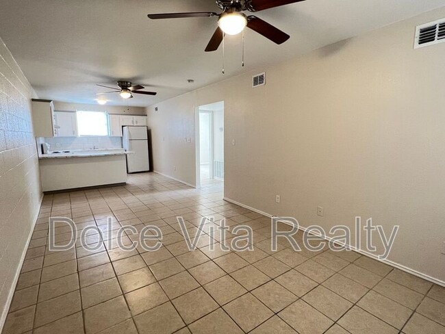 Photo - 225 N 28th St Unit Apt 1