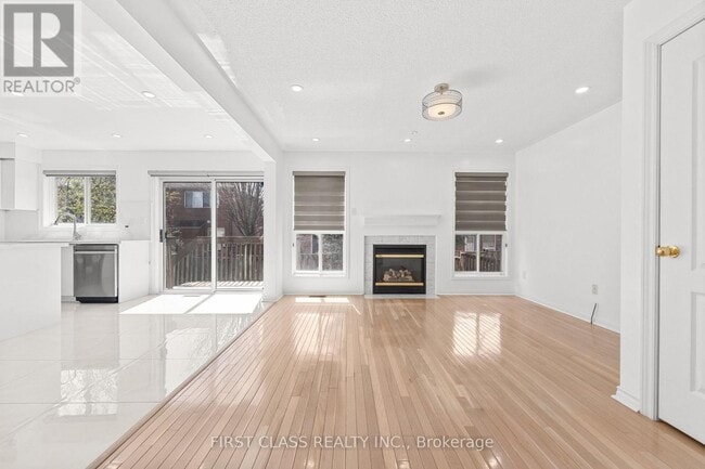 Photo - 5554 Churchill Meadows Blvd