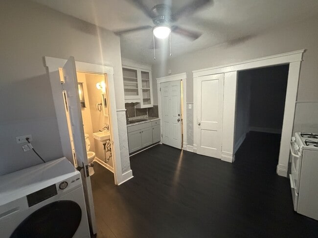Photo - 1623 Hopkins Ave
