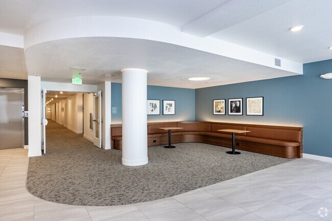 Lobby - Northfield Flats