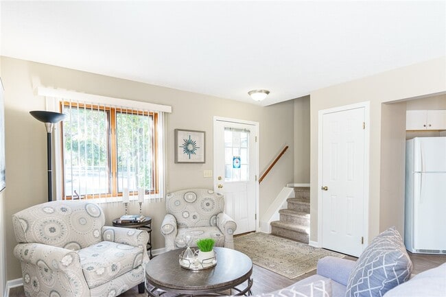 Photo - 36 Riverferry Way