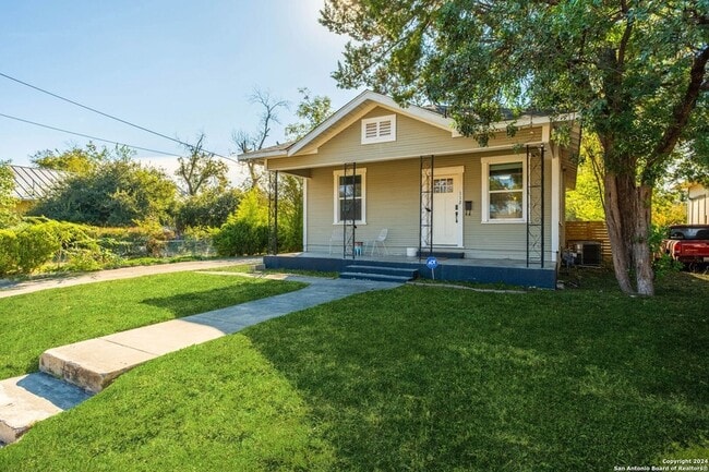 Photo - 112 Harding Pl