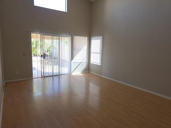 Photo - 3920 E Morrow Dr