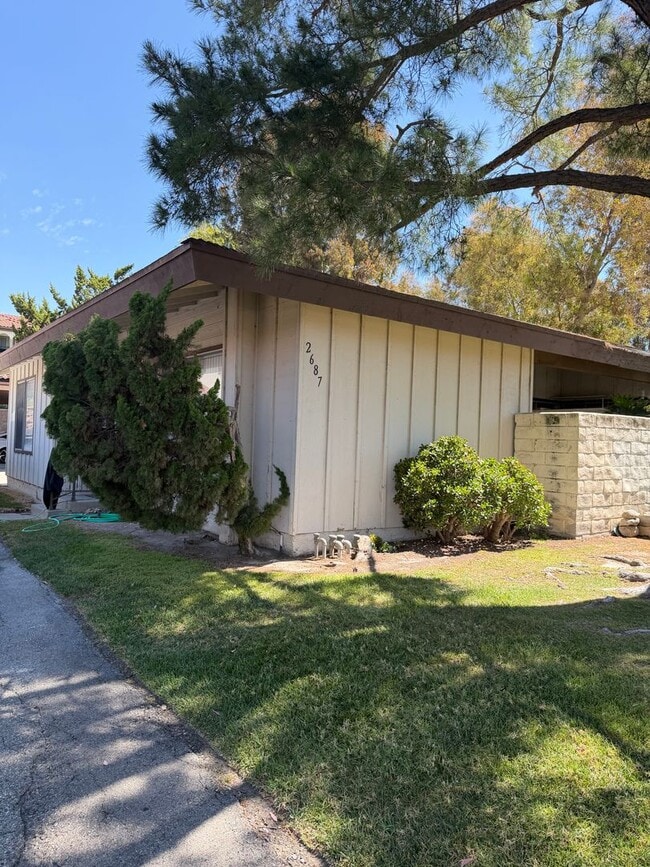 Building Photo - 2687 Phipps Ave Unit #D