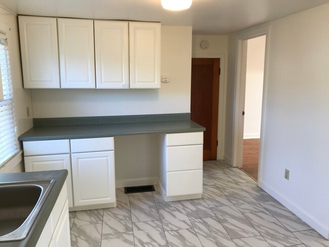 Photo - 861 Brackenridge Ave Unidad Rear