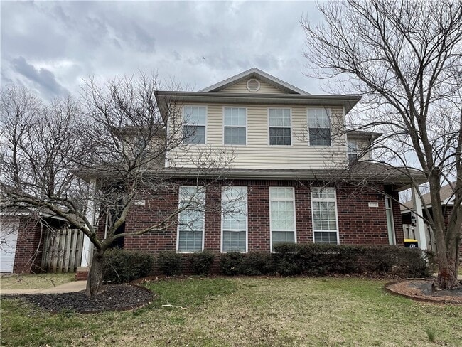 Photo - 410 Ash St