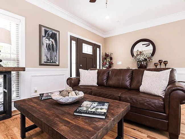 Photo - 1292 Atlantic Dr NW