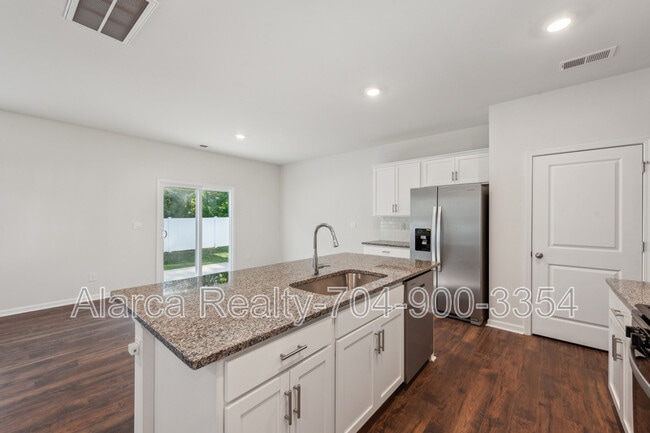 Photo - 14220 Wilson Mac Ln