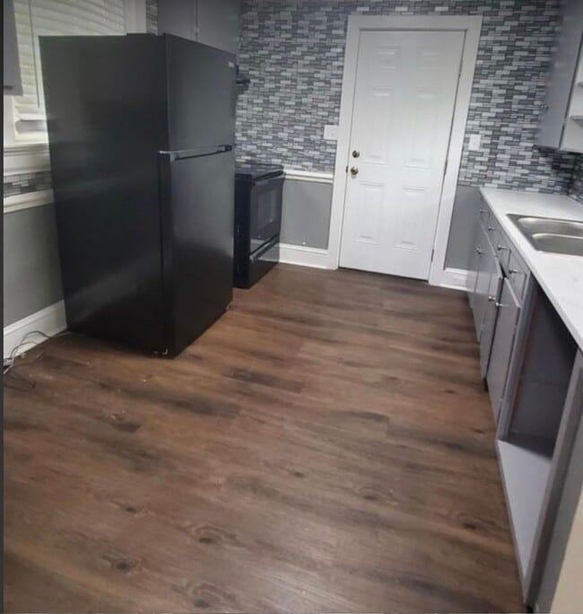 Photo - 1518 Anderson St NW