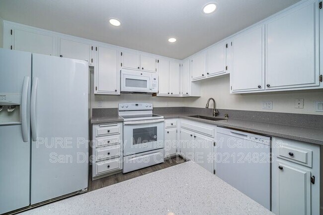 Photo - 3580 Coconut Way