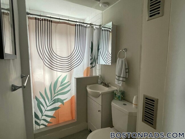 Photo - 220 Hanover St Unit 15