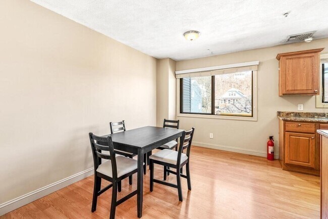 Photo - 62 Crestview Dr
