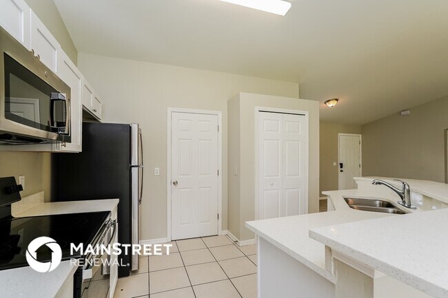 Photo - 1805 NE 21st Pl