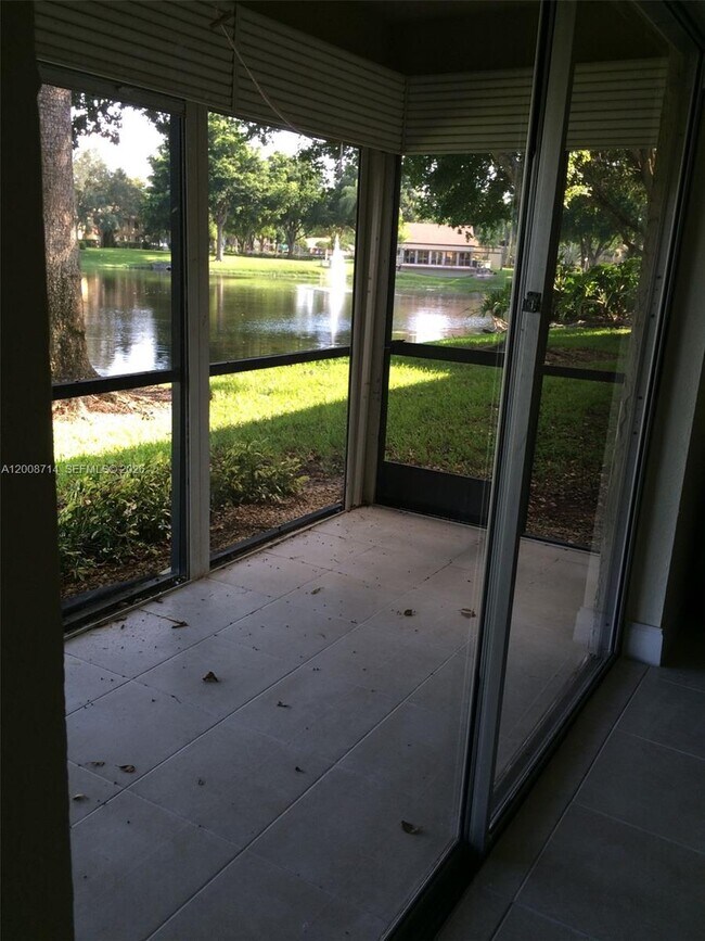 Photo - 407 Gardens Dr Unit 103