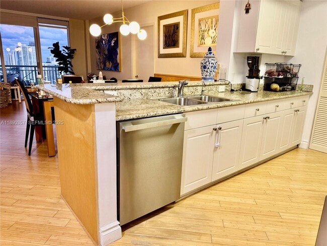 Photo - 19501 W Country Club Dr Unit 2515