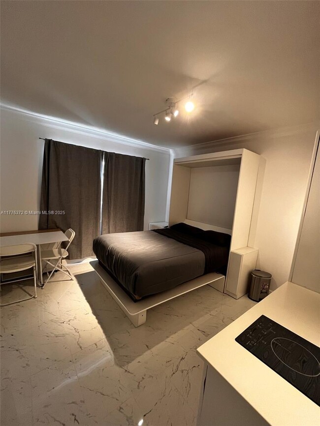 Photo - 1455 Michigan Ave Unit 15