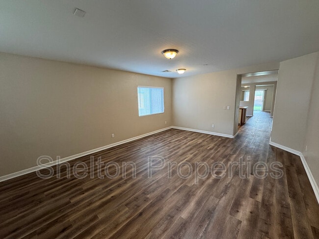 Photo - 10153 N 115th Dr