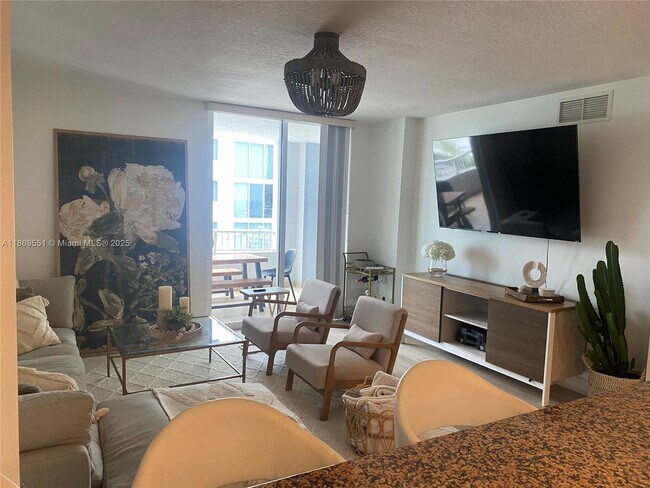 Photo - 170 SE 14th St Unit 1908