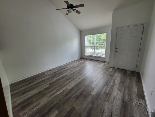 Photo - 287 Arbor Pl Ln