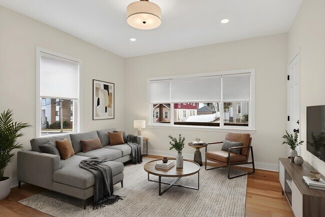 Photo - 28 Ekman St Unit 1