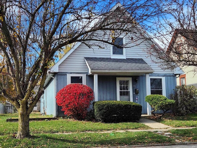 Building Photo - 723 N Jefferson St