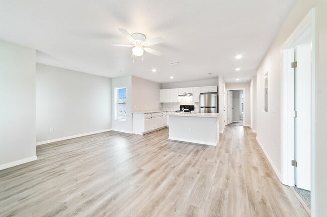 Photo - 254 Taylor Ln