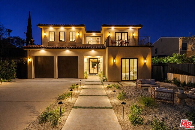 Building Photo - 14273 Greenleaf St